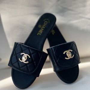 Black CC logo Turnlock Mules Slides Sandals, sz 37